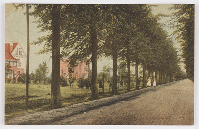 18246 Gezicht op de Kerkewijk te Veenendaal.